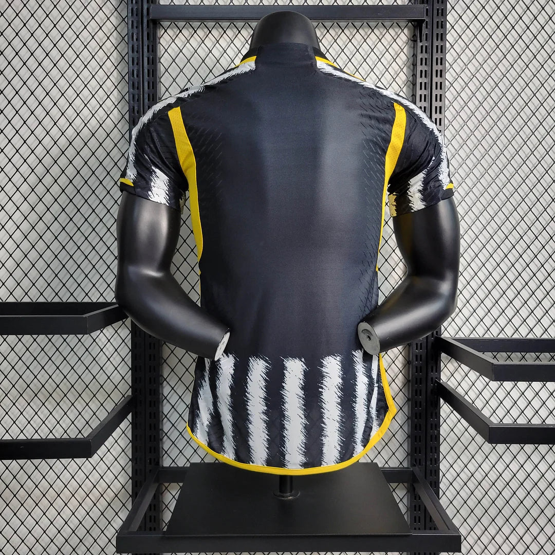 2023/2024 Player Version Juventus Home Football Shirt