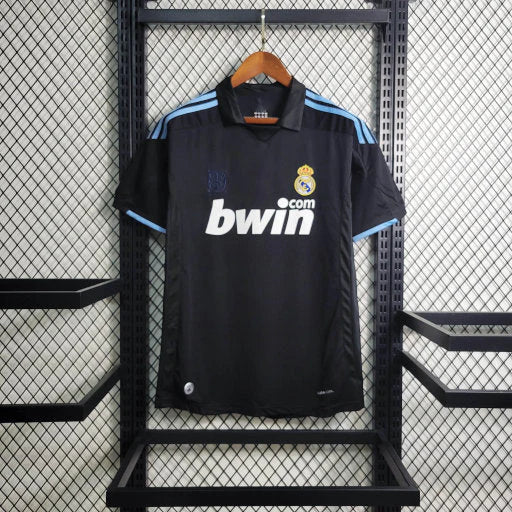 Retro 2009/10 Real Madrid Away Shirt