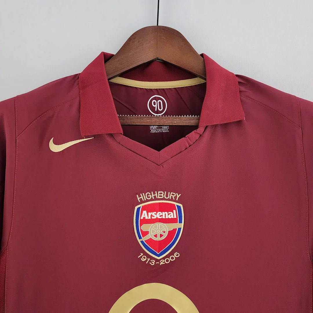 2005/2006 Retro Long Sleeve Arsenal Home Football Shirt