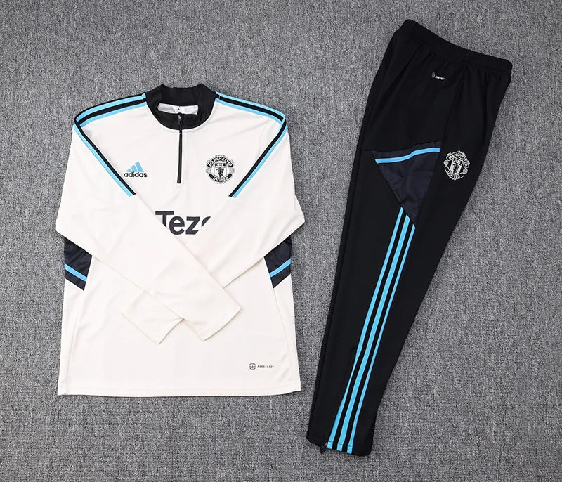 2023/2024 Manchester United Half-Pull Training Suit Off White Football track suit