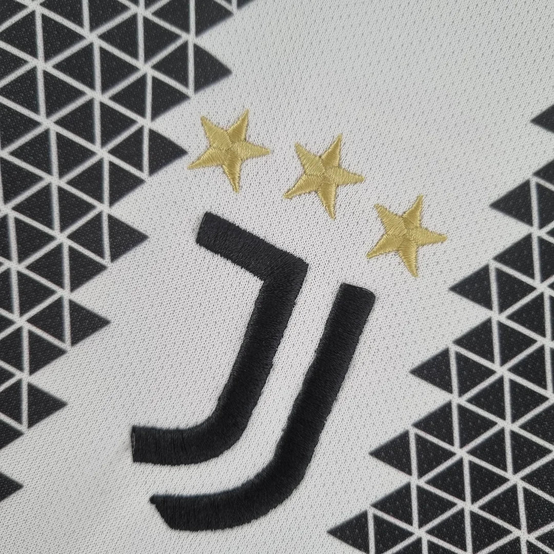 2022/2023 Juventus Home Soccer Jersey