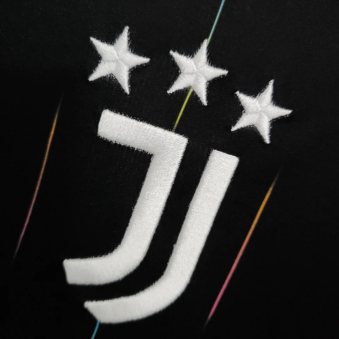 Juventus 2021/2022 jersey  away